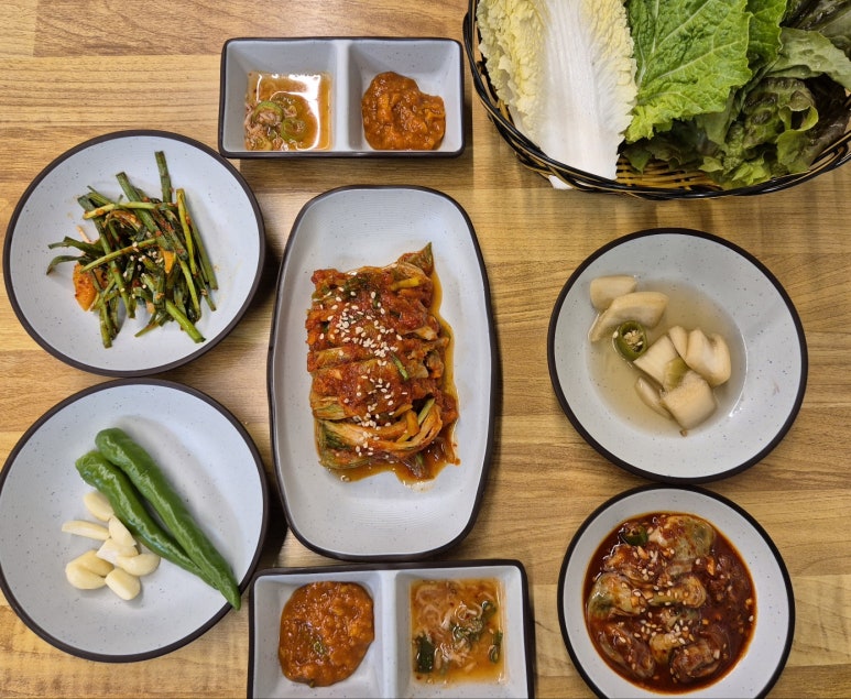 제주장충왕족발 이미지