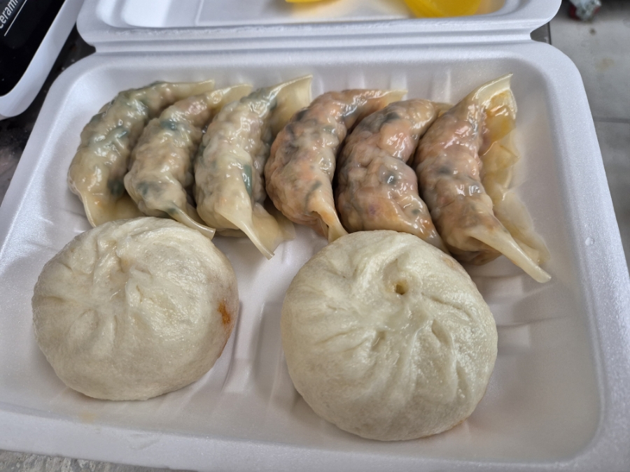 우럼마 왕만두 이미지