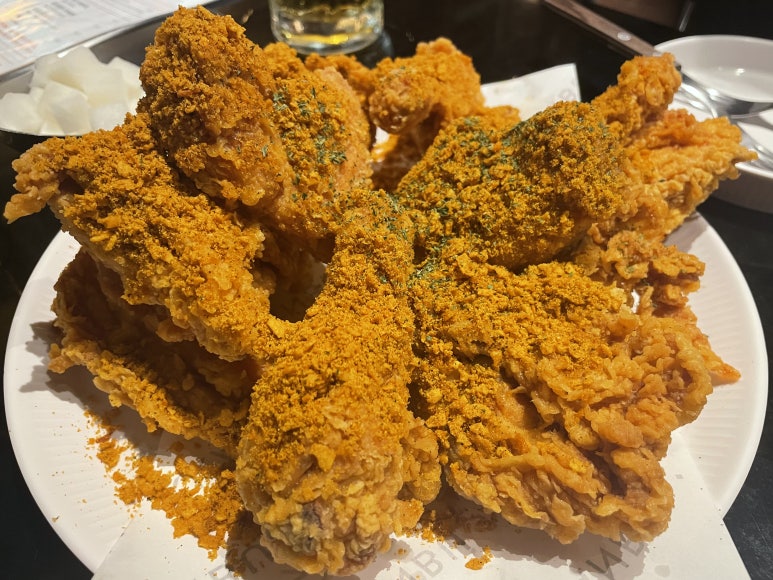 깐부치킨 이미지