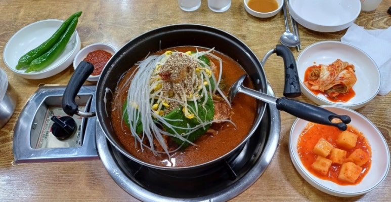 일인자감자탕 이미지