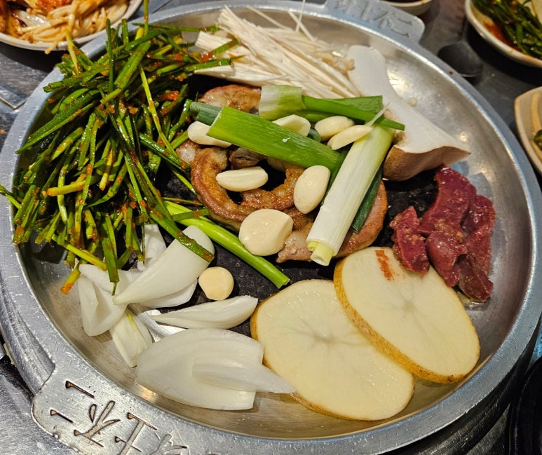 황소곱창곱돌이네 이미지