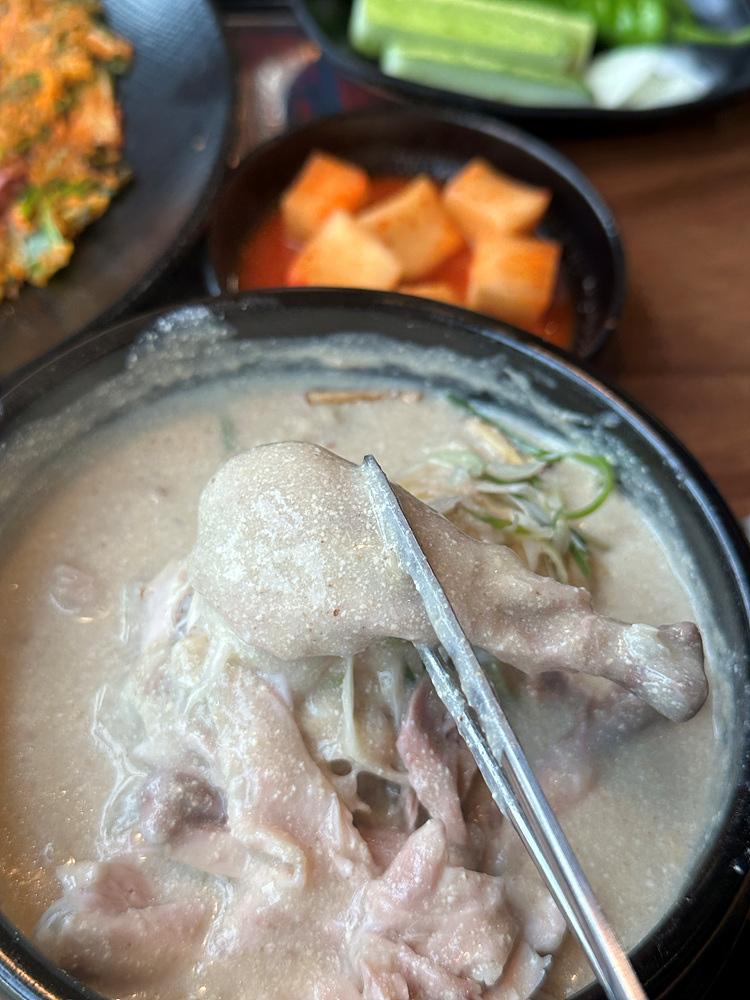 백년토종삼계탕 이미지