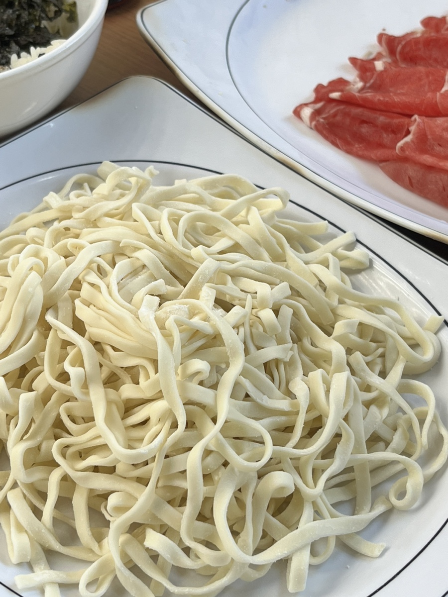 궁중칼국수 이미지