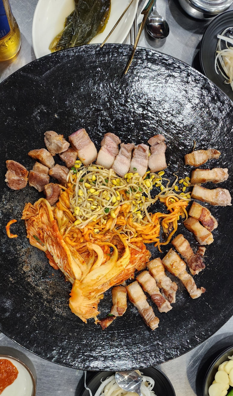 흑돈 이미지