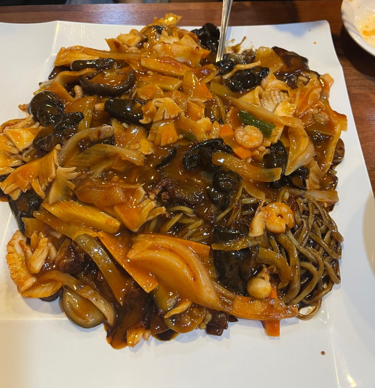 동흥관수타짜장 이미지