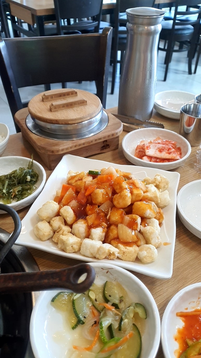 가마솥 콩 품었네 이미지