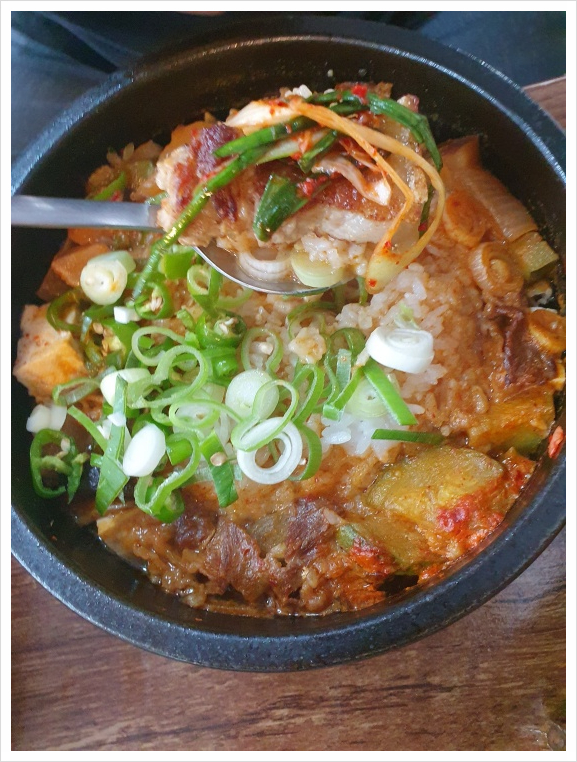 시골솥뚜껑삼겹살 이미지