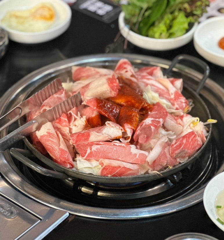 구로디지털역점돌배기집 이미지