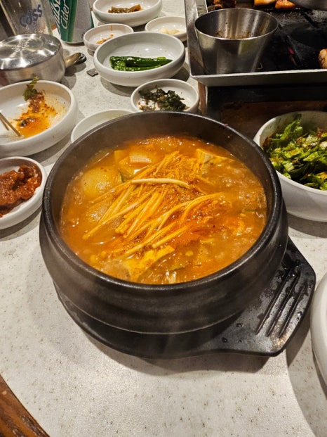 태풍흑돼지 이미지