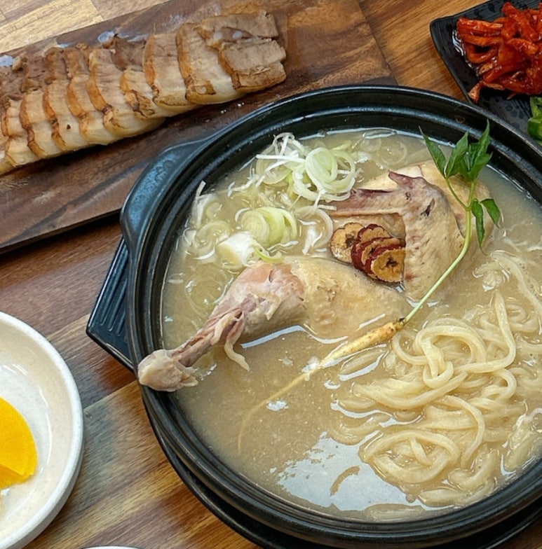 정성칼국수 이미지