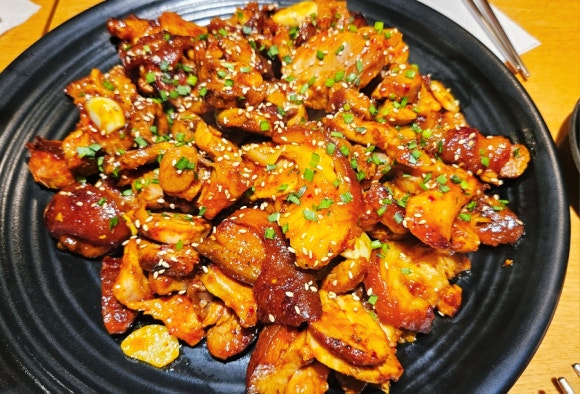 창대 매운족발 이미지