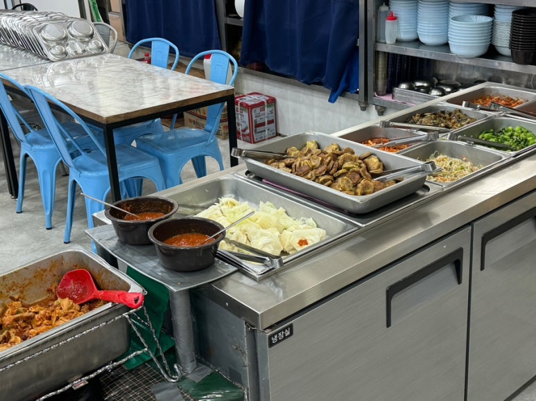 공룡한식뷔페 이미지