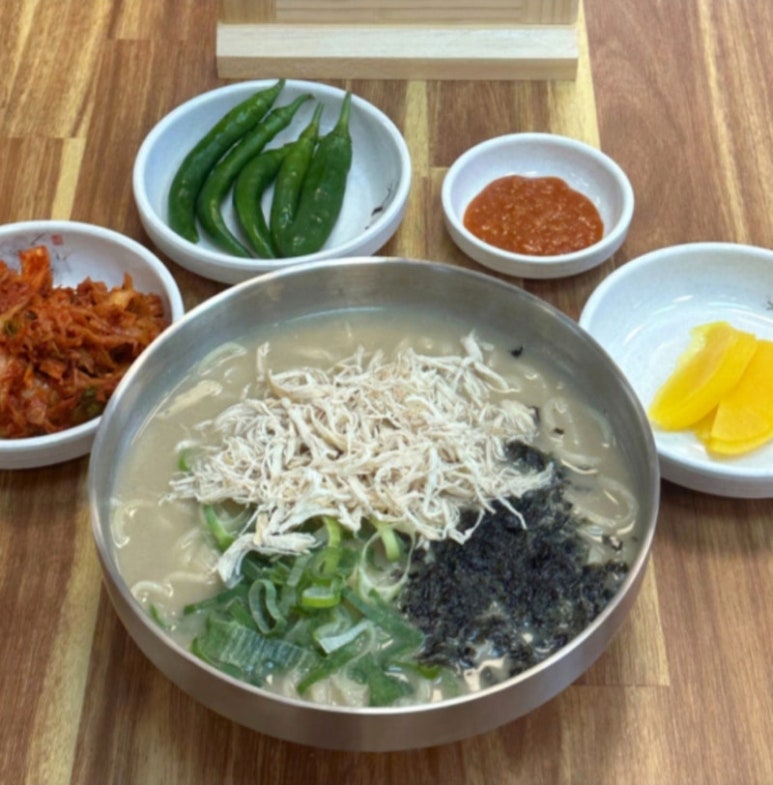 정성칼국수 이미지