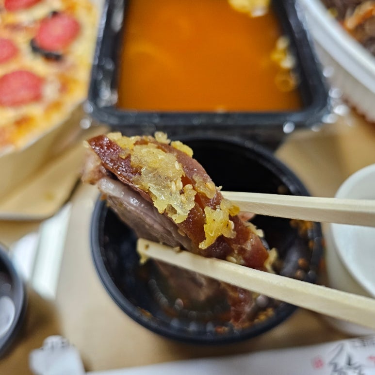 명품화덕족발 이미지
