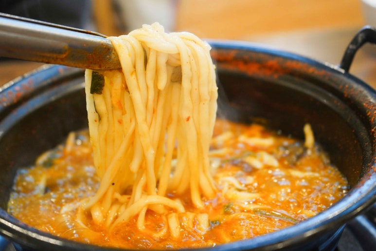여러분칼국수 이미지