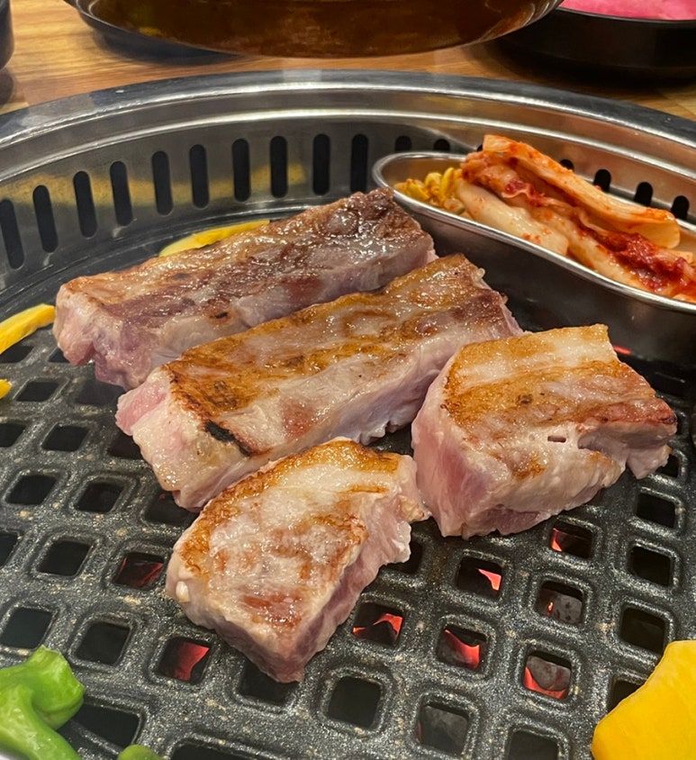복도야지 이미지