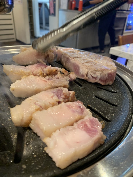 돈백식당 이미지