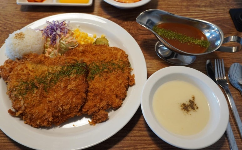 더-돈까스 이미지