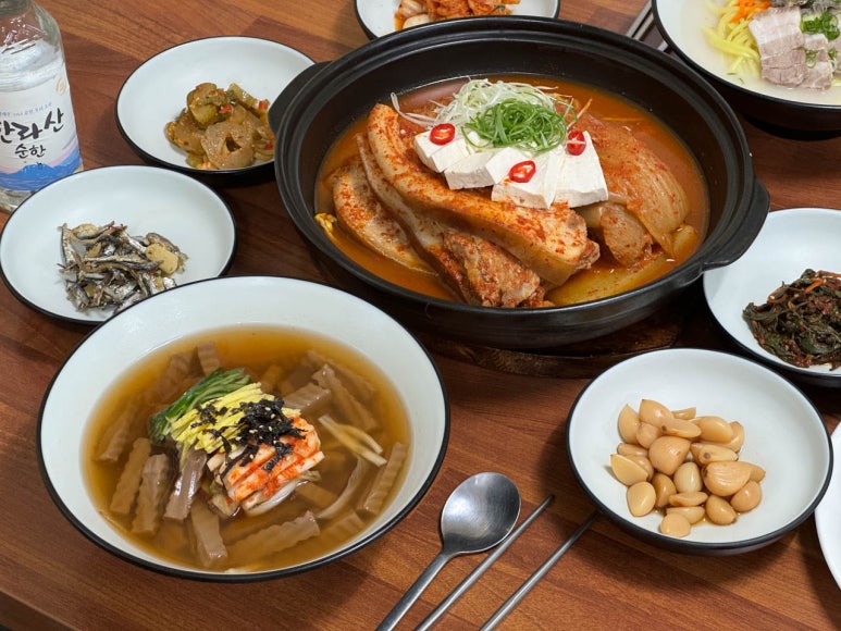 이모네한식 이미지