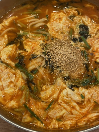 두레정얼큰한칼국수 이미지