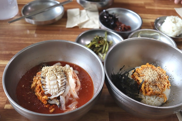 해인물회식당 이미지