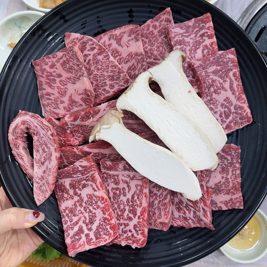 한우나라숯불갈비 이미지