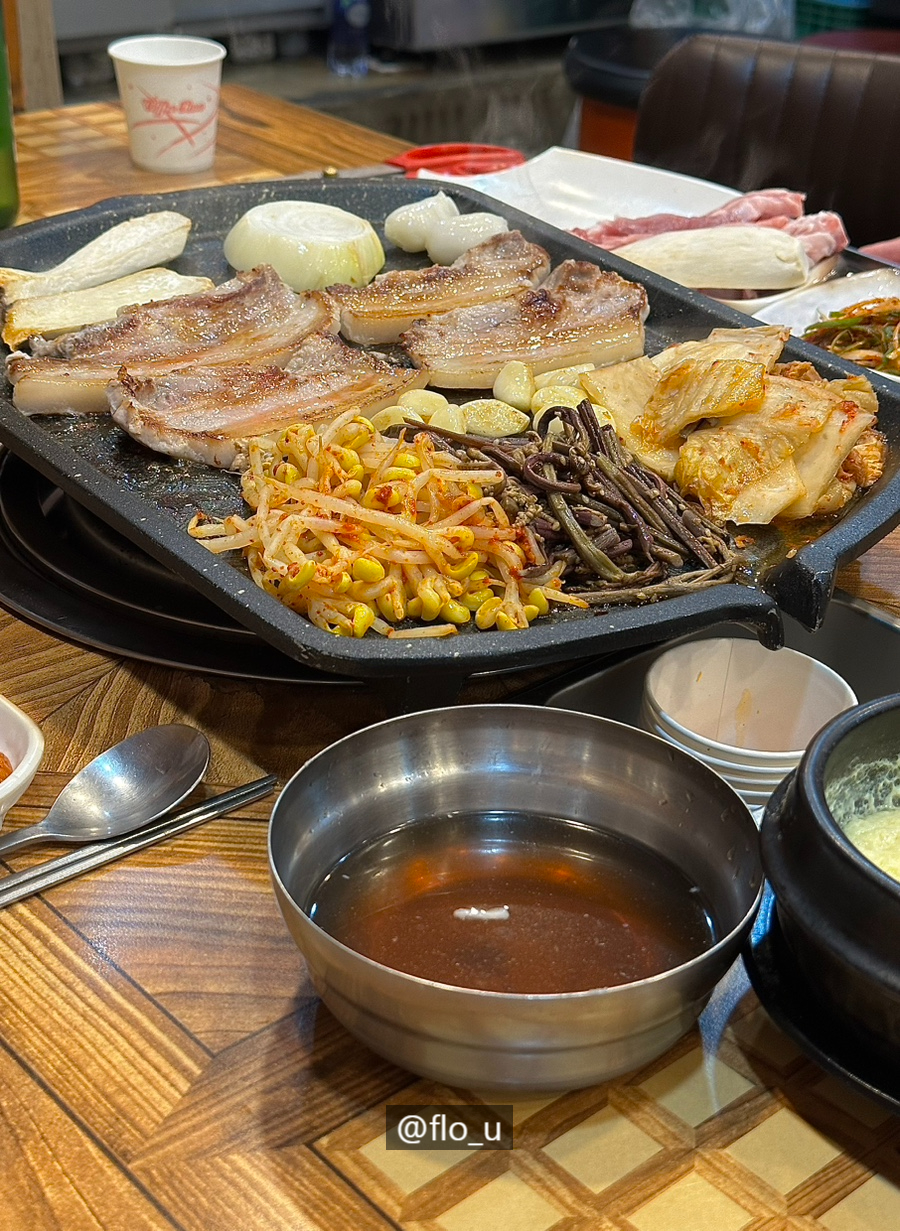 은순이네빨간돼지 이미지