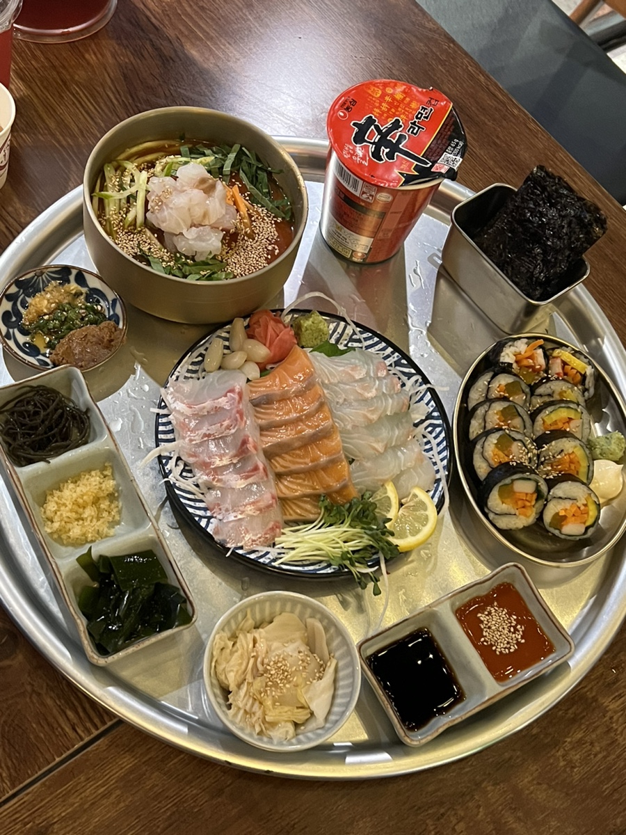 돌섬김밥 이미지