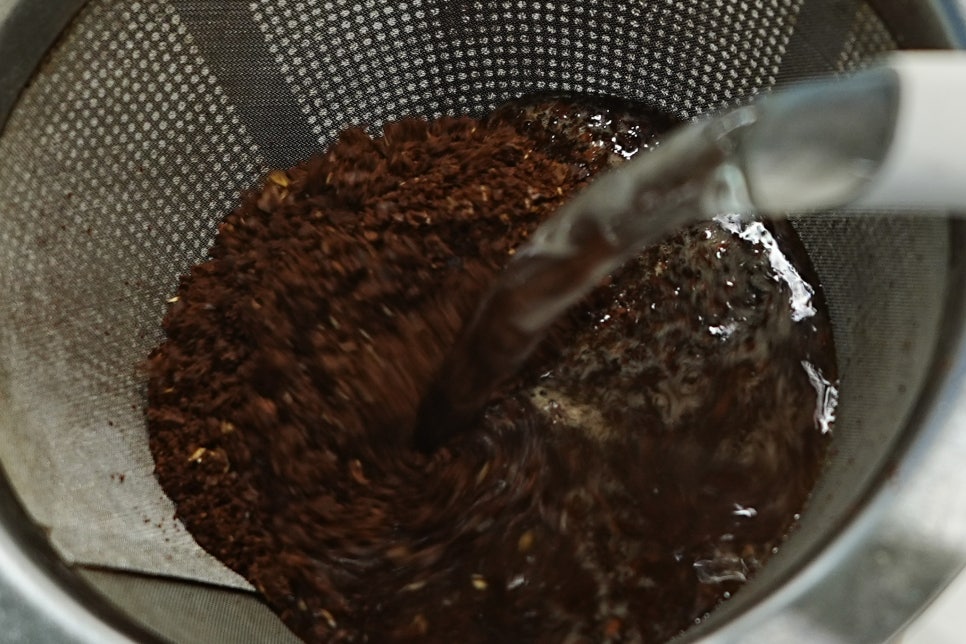 고소한 맛이 일품인 산미 없는 원두커피 원두상점 브라운체리 이미지 10