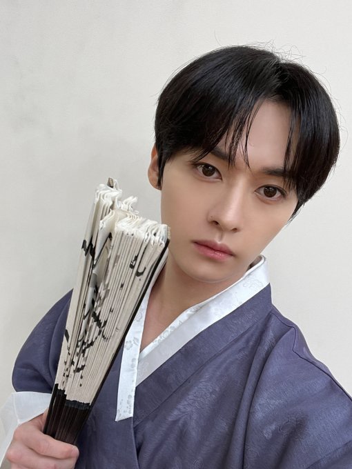 안아 이미지