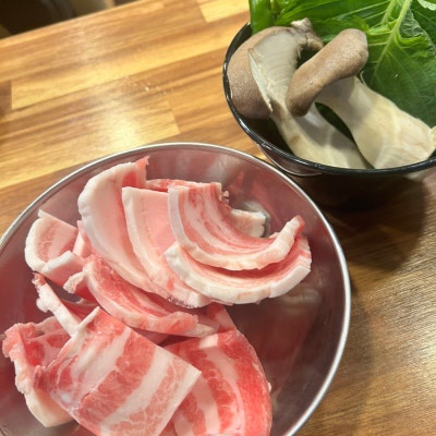 꽃돼지냉삼 이미지