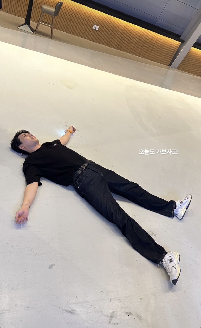 월드영 이미지
