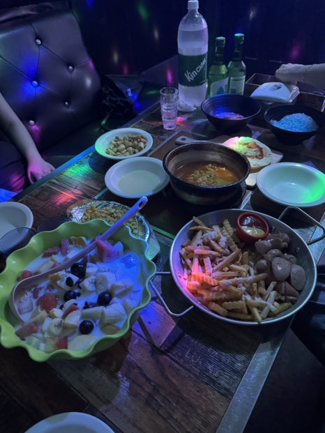 바나나노래주점 이미지