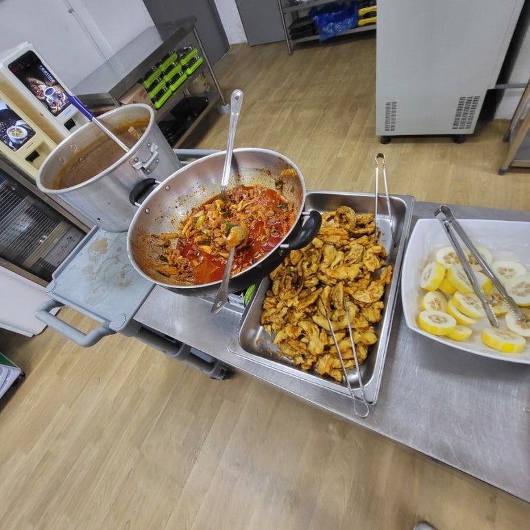 집밥함바뷔페식당 이미지