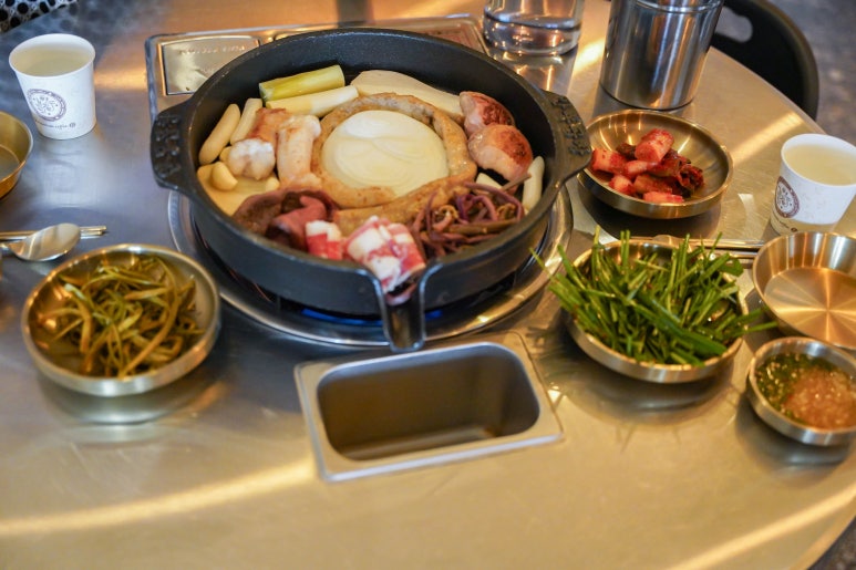 안동한우곱창양재 이미지