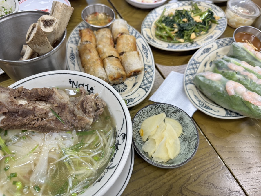 현지식당 이미지