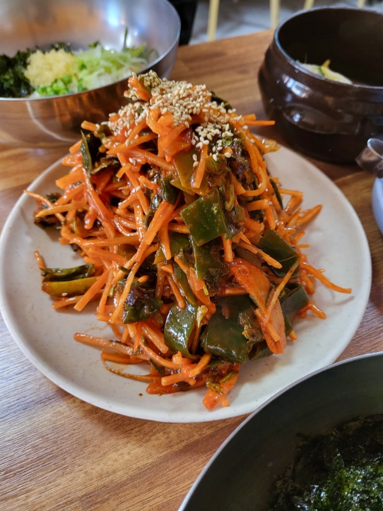산더미회무침 이미지