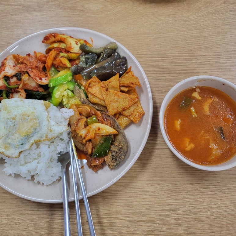 집밥함바뷔페식당 이미지