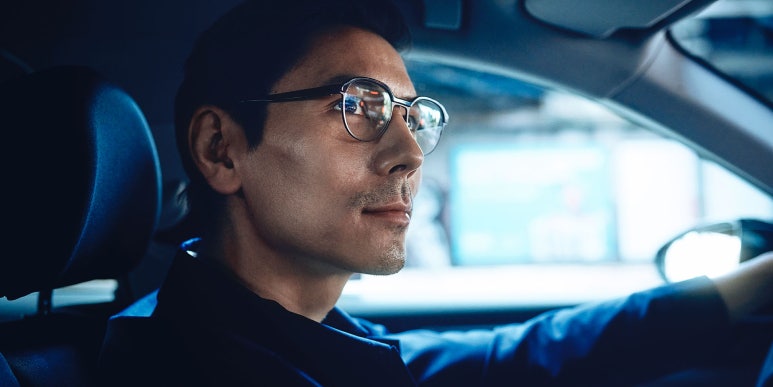 안경존중 이미지