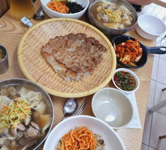 농부손수제비 이미지