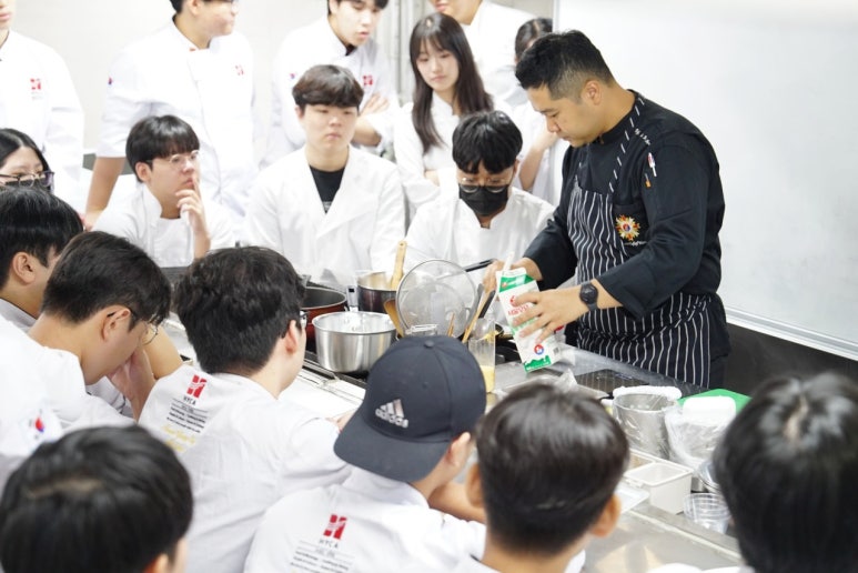 글로벌창의학원 이미지