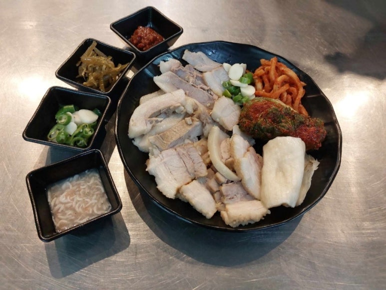 그집보쌈칼국수 이미지