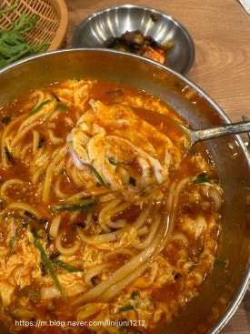 두레정얼큰한칼국수 이미지