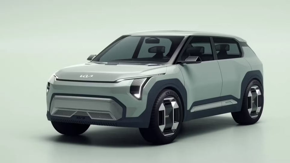 저렴하고 경제적인 전기차의 새로운 기준, 2,000만 원대 소형 전기 SUV '2025 기아 EV2' 이미지 2