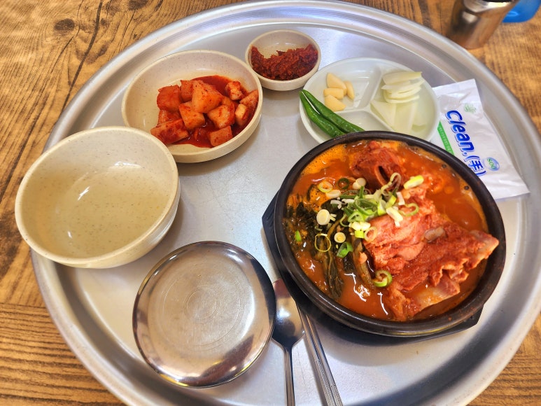 최뿔다구감자탕 이미지