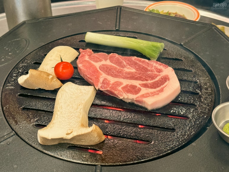돈되지삼겹 이미지