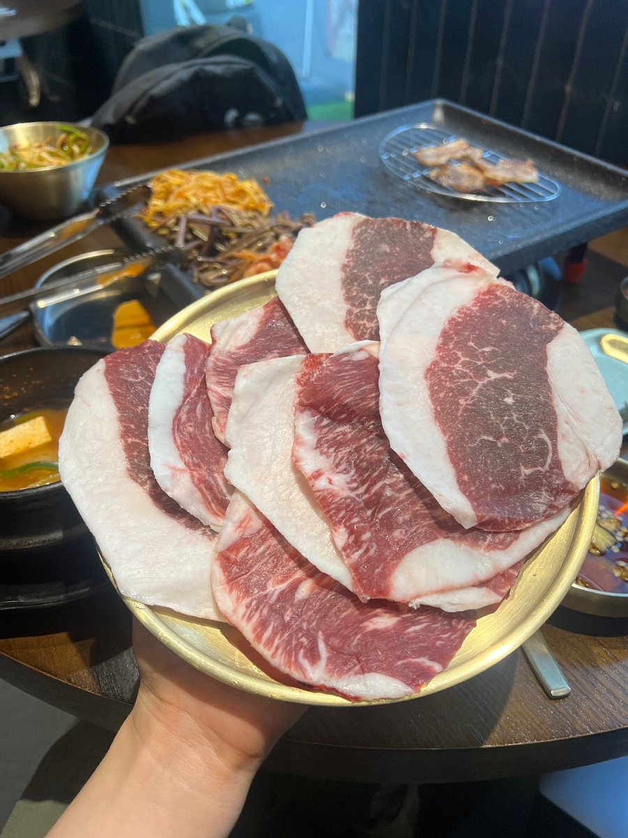 호숫가냉삼 이미지