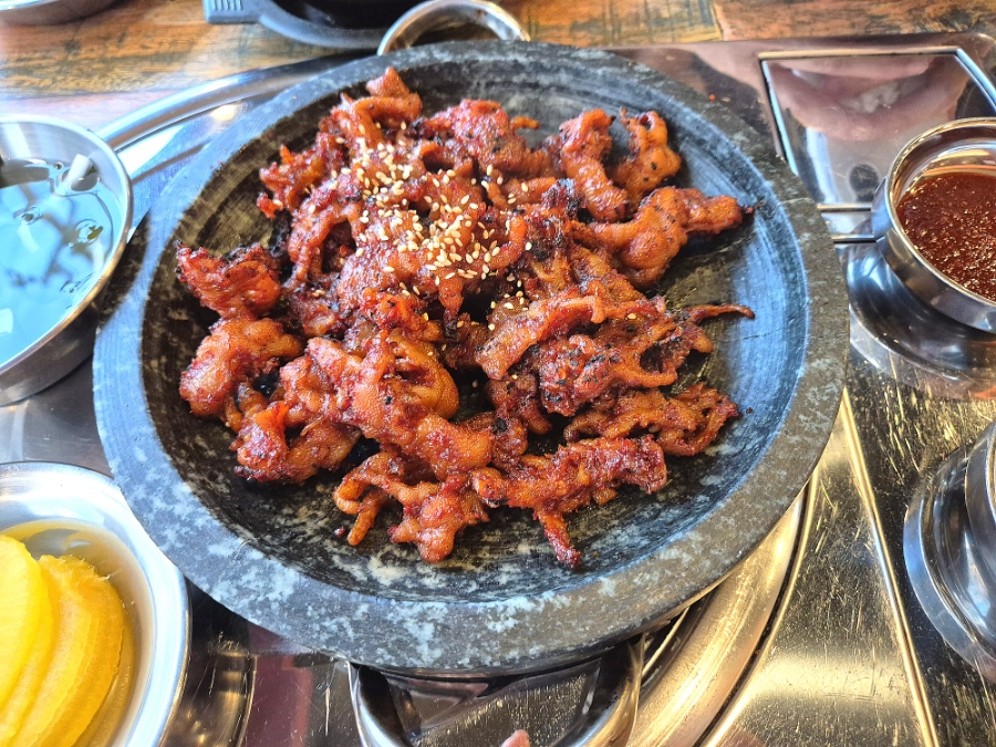 불야시불닭발 이미지