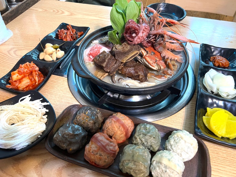 장인손만두 이미지