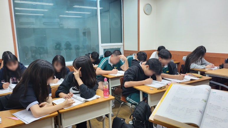 100점휴대폰 이미지
